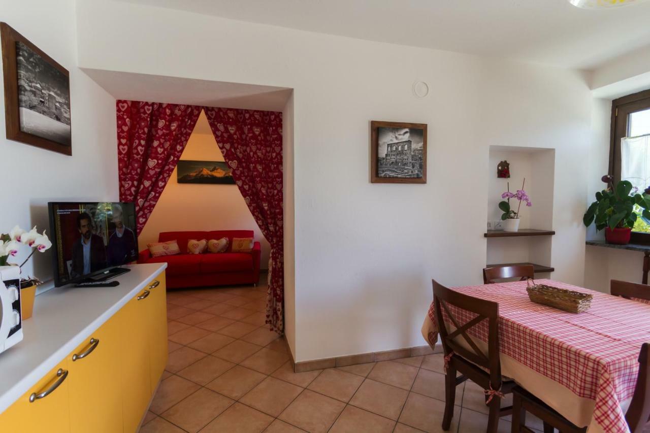 Vistarelax Apartment Aosta Luaran gambar